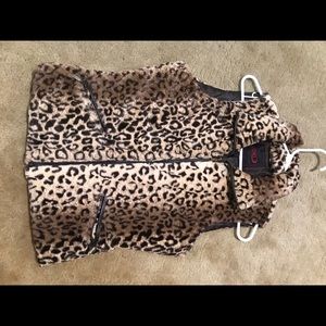 Fur vest
